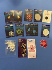 Wrights appliqu s Lot Of 14 Mixed Lot-Plus 18 Mini Flower Sew On/Iron On NEW