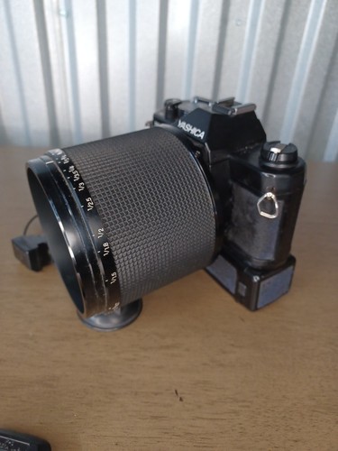 Yashica Dental-Eye 35mm Film SLR Camera 55mm 1:4 With Locking Case - Working ! - Picture 5 of 21