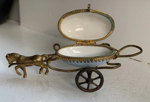 Palais Royal Horse Gold Gilt Brass Porcelain Painted Dragonfly Egg Trinket Box - Picture 4 of 22