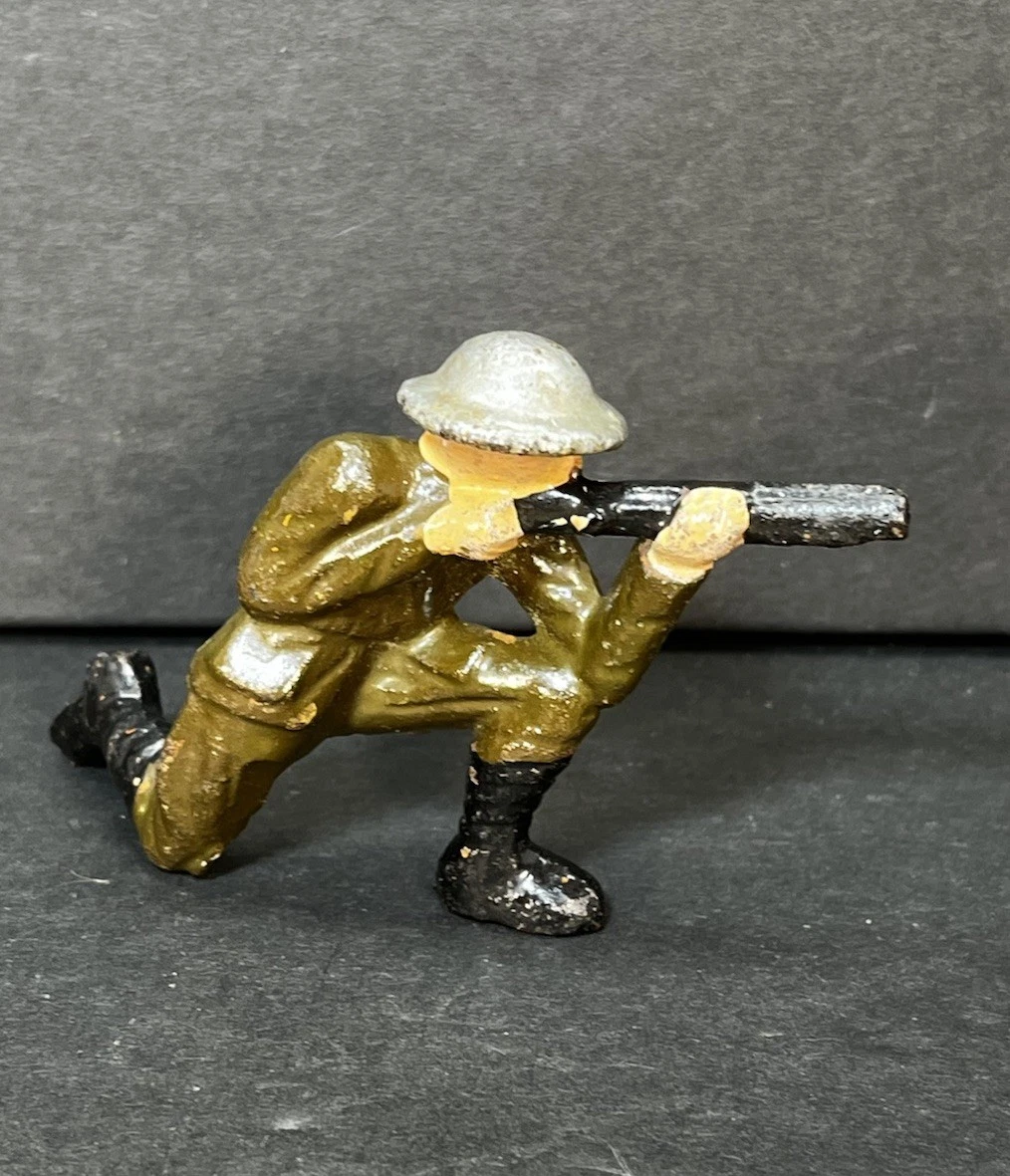 Vintage Cast Iron Solid Metal Toy Soldier - Kneeling Shooting Gun