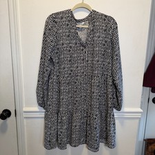 Nine West Women’s Medium Black White Geometric Tiered Peplum Tunic Top Boho