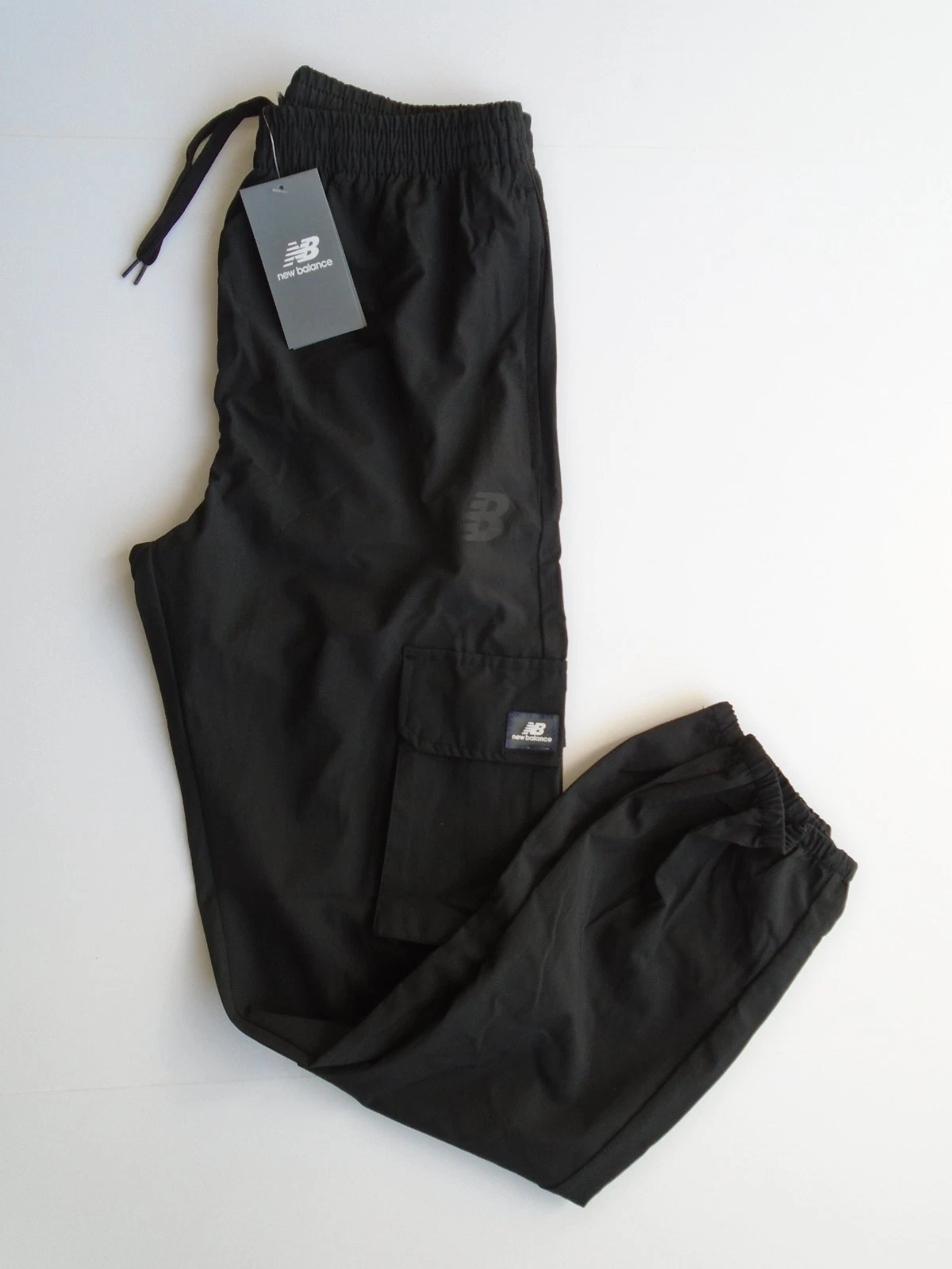 NEW BALANCE All Motion JOGGERS Mens Running Pants Black w/Cargo Pkt. Size S
Opens in a new window or