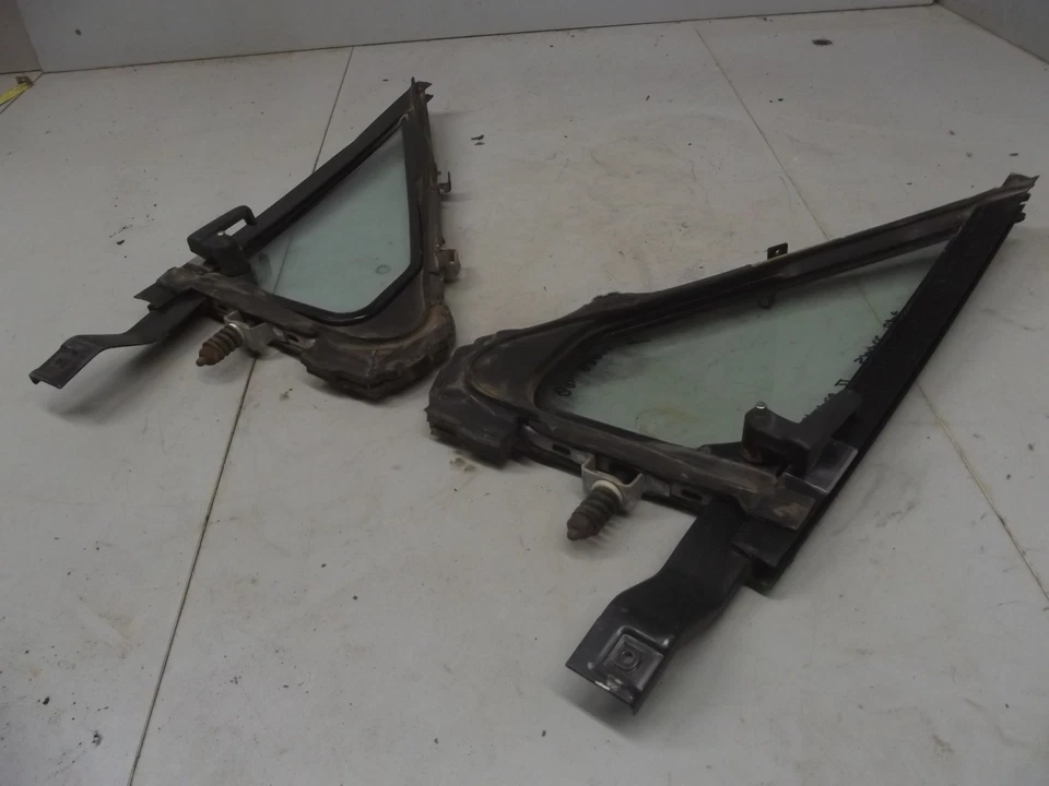 Ford Ranger Bronco II 1983-1988 puerta delantera manual ventilación ventana par OEM 1984 1985 Foto 2 de 4