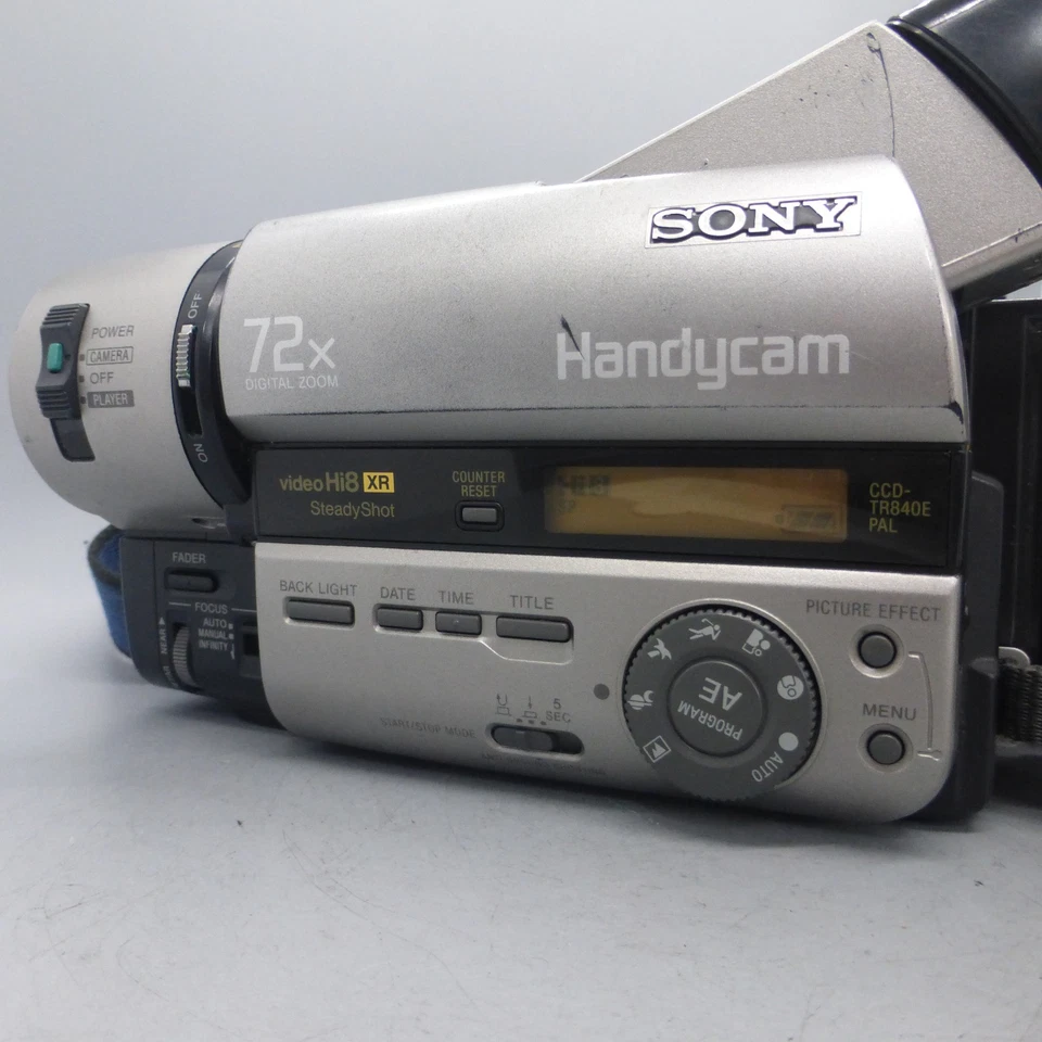 Sony Handycam CCD-TR840E Handheld Video Hi8 XR 8mm Camcorder Silver Tested - Image 4 of 4