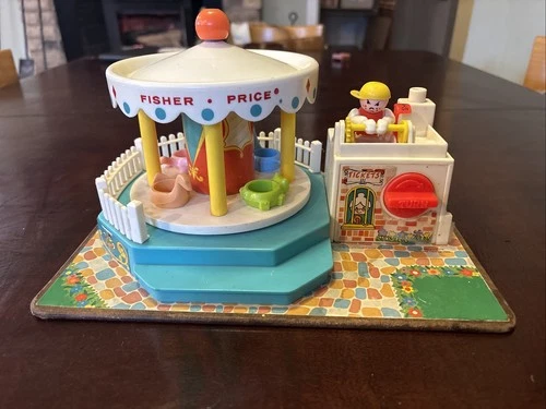 VTG 1974 Fisher Price Little People Family Merry Go Round Carousel - Works