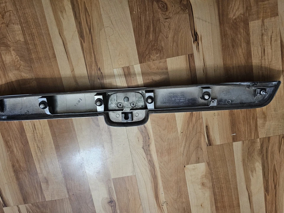 2007-2011 Honda CR-V tampa traseira porta-malas tampa acabamento cromado tira de moldagem fabricante de equipamento original - Imagem 4 de 4