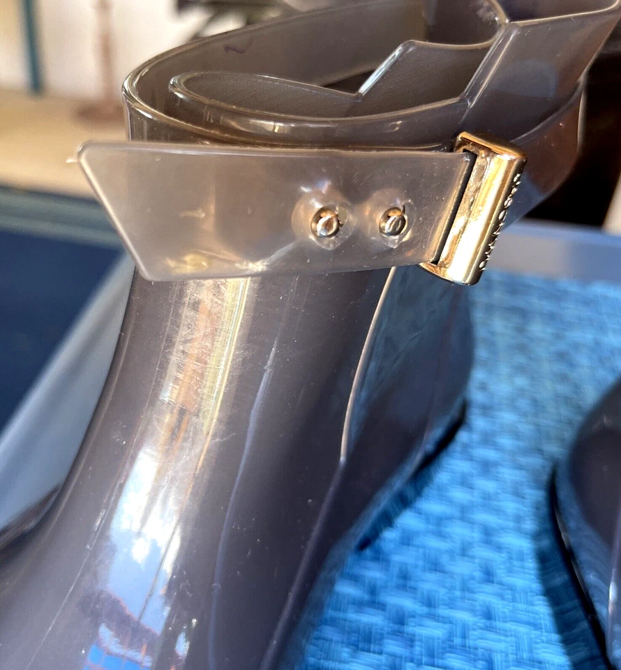 Melissa & Jason Wu Rubber Ankle Rain Boots Pointed Toe Gray Size 8 - Image 4 of 4