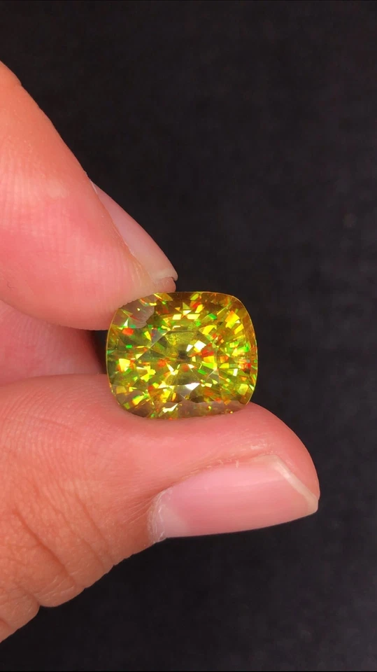 5.16 Ct Natural Full Fire Sphene Titanite Cushion Cut Gemstone For Jewellery - Image 3 of 4