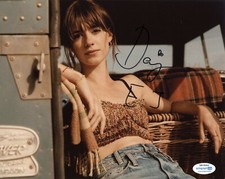 Daisy Edgar Jones Normal People Autographed Signed 8x10 Photo ACOA