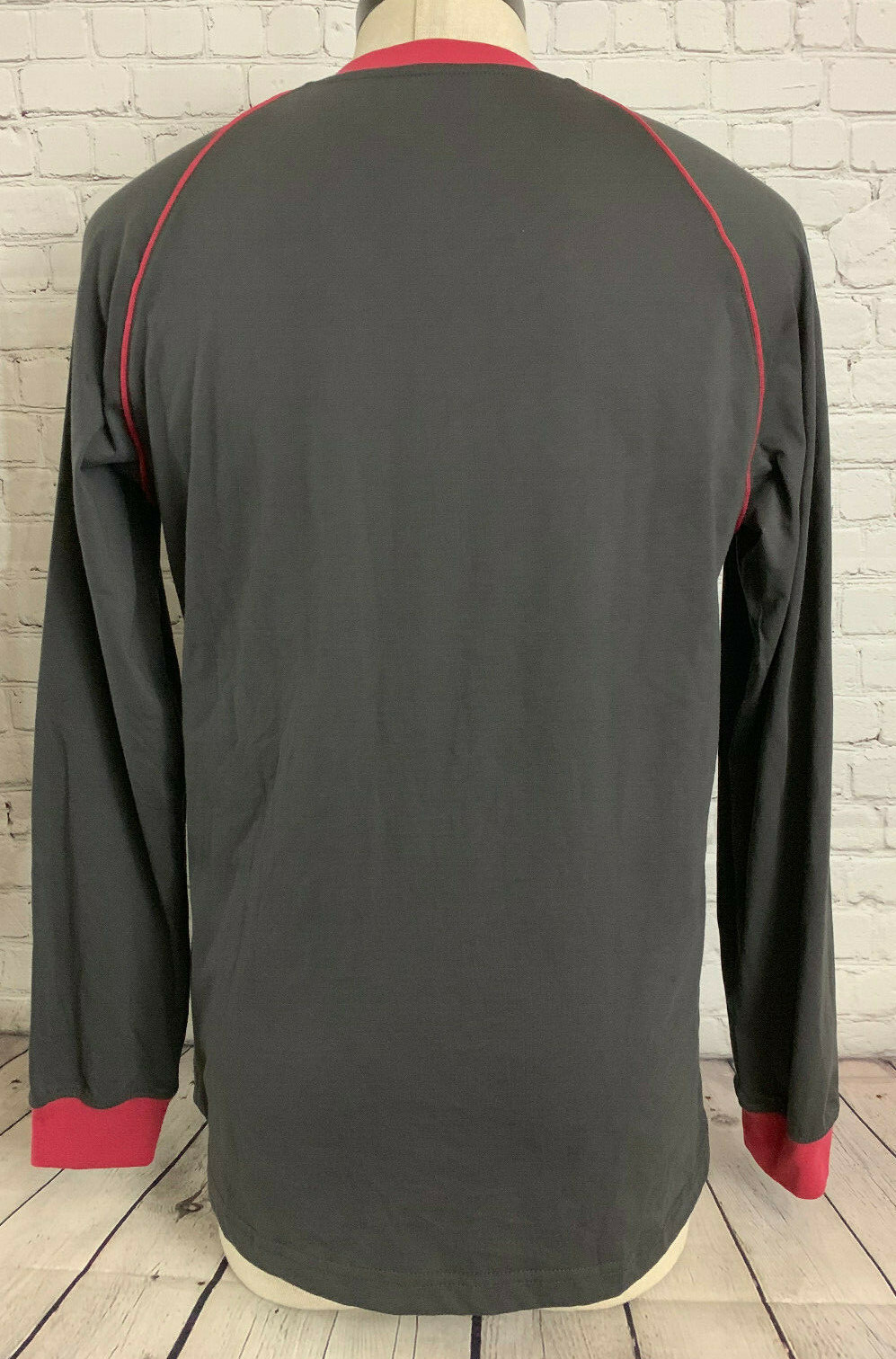 Picture 4 of 5