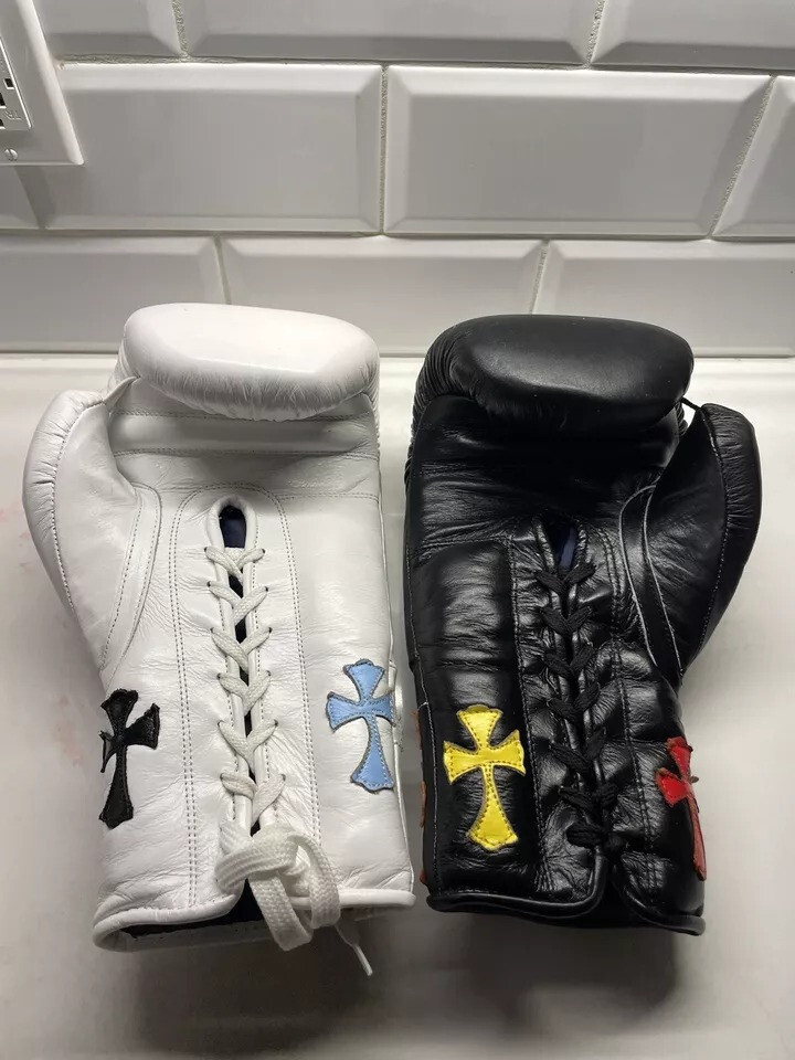 New Arrival Custom made Chrome Heart Leather Boxing Gloves No
