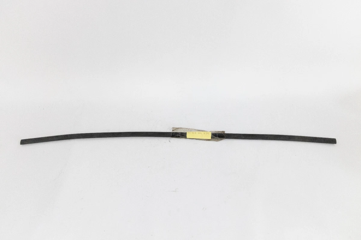 NOS 1990-1999 BMW E36 318i 323i 325i M3 Hood Left Edge Protection 