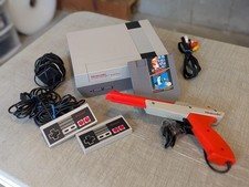 OG Nintendo NES Console Bundle Refurbished OEM Controllers Zapper & Games!