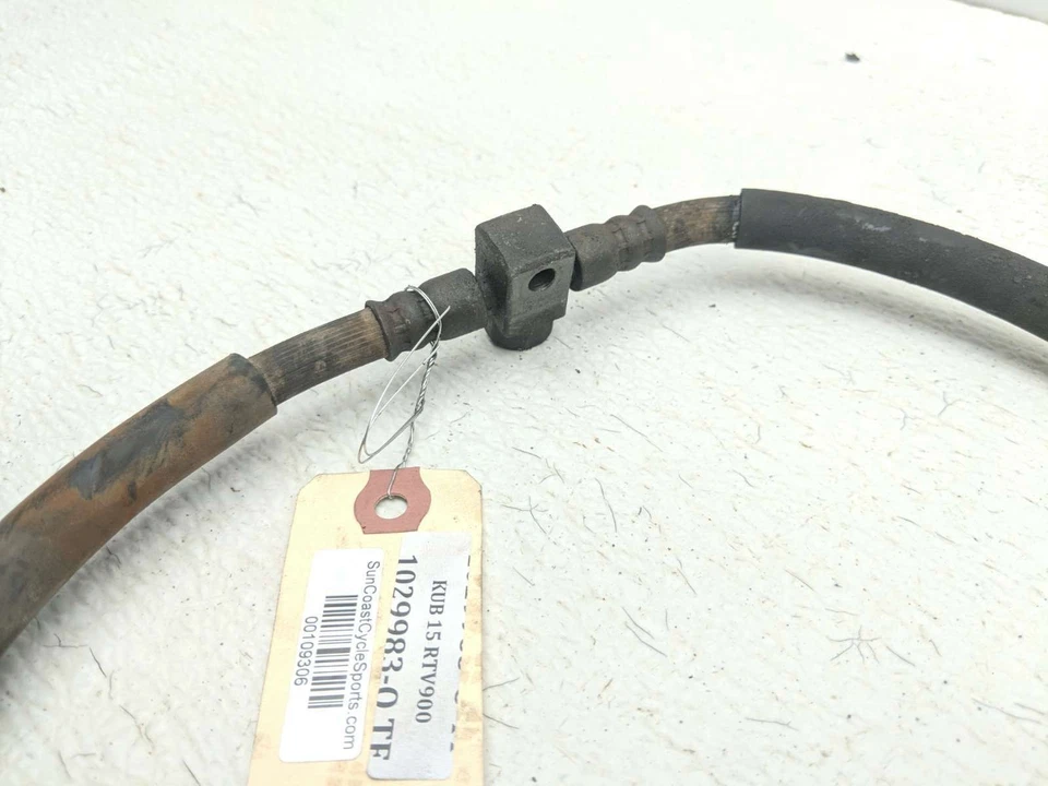 Mangueira de linha de freio traseira 15 Kubota RTV 900 K7561-43870 - Imagem 4 de 4