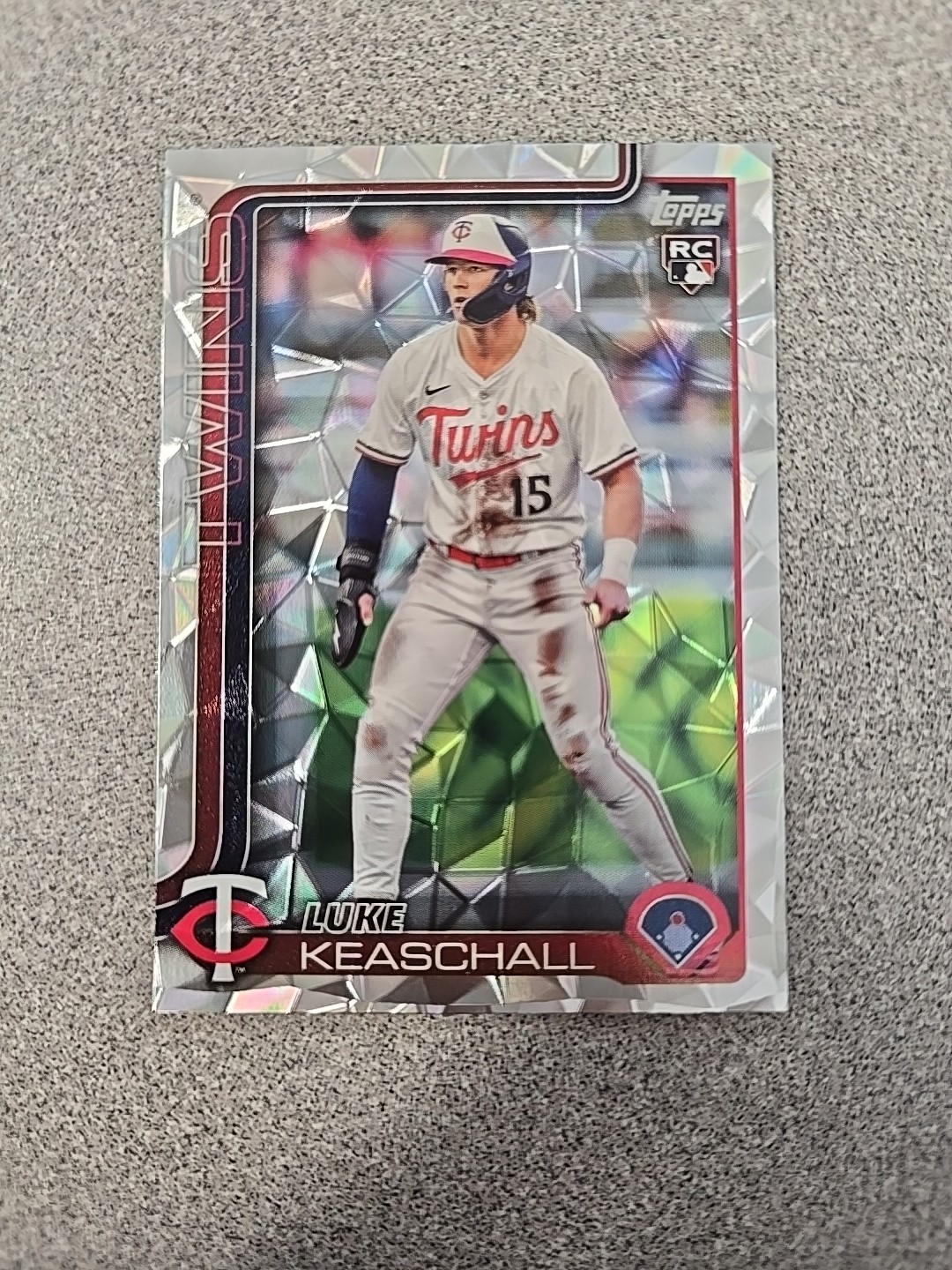 Luke Keaschall 2025 Topps Update (RC,SP) Rookie Silver Diamanté #US16 Twins