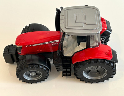 Bruder Toys MASSEY FERGUSON 7624 Tractor Pro Series Toy Model No Doors 1:16