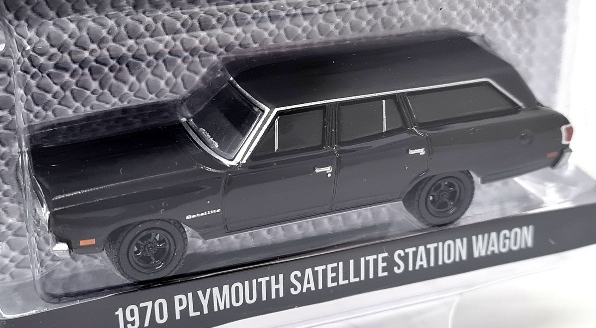 Greenlight 1/64 - Plymouth Satellite Station Wagon 1970 Black Diecast Model Car