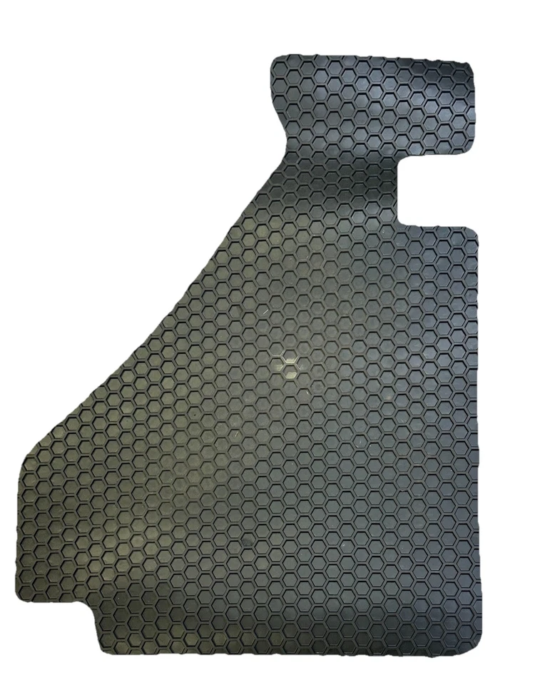 Alfombrillas Ferrari F355 negras hexagonales izquierda/derecha, usadas excelente estado Foto 2 de 4