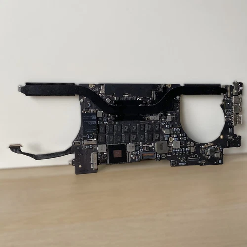 ✔️ Apple 2012 A1398 MacBook Pro 15" Logic Board - 2.3GHz i7 - 8GB - 820-3332-A