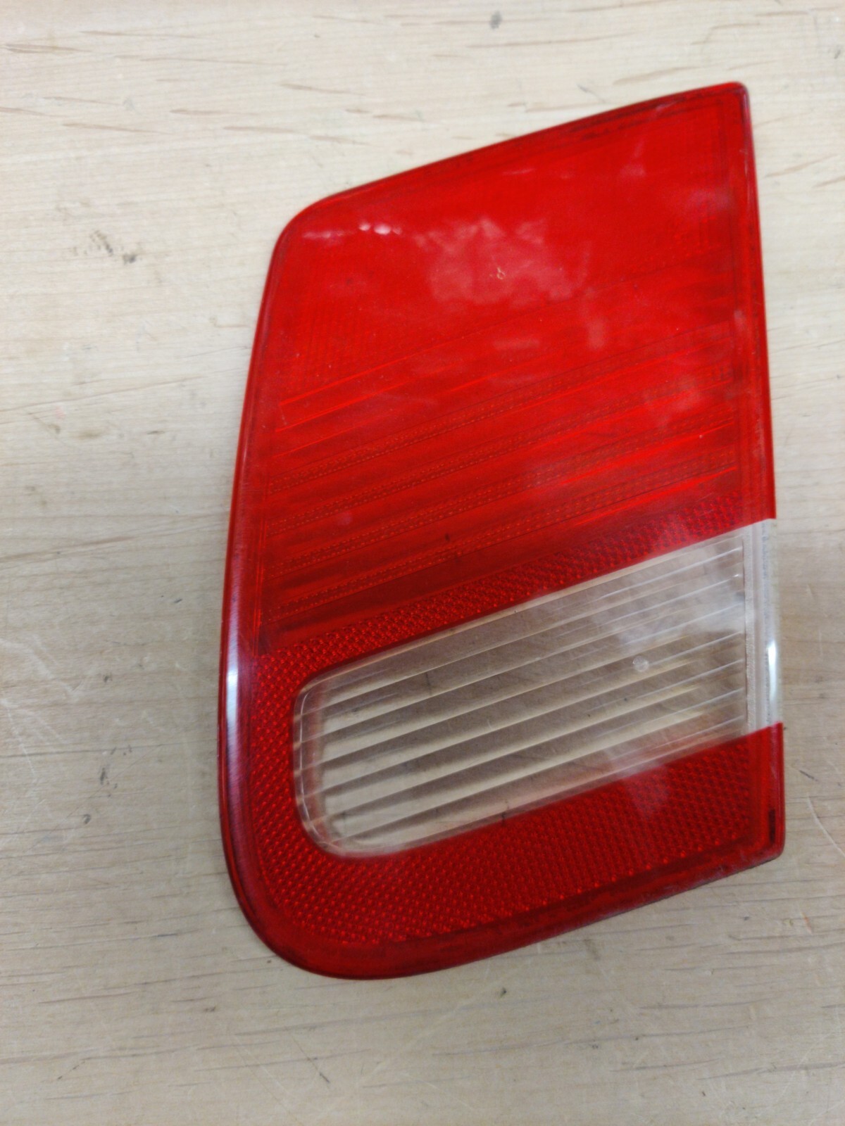 03 04 05 06 07 Saab 93 Passenger Right Side Inner Tail Light Red lens