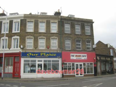 FOTO CAFÉS ZUM MITNEHMEN AUF DER GRANGE ROAD RAMSGATE AN DER KREUZUNG DER GRANGE ROAD (I