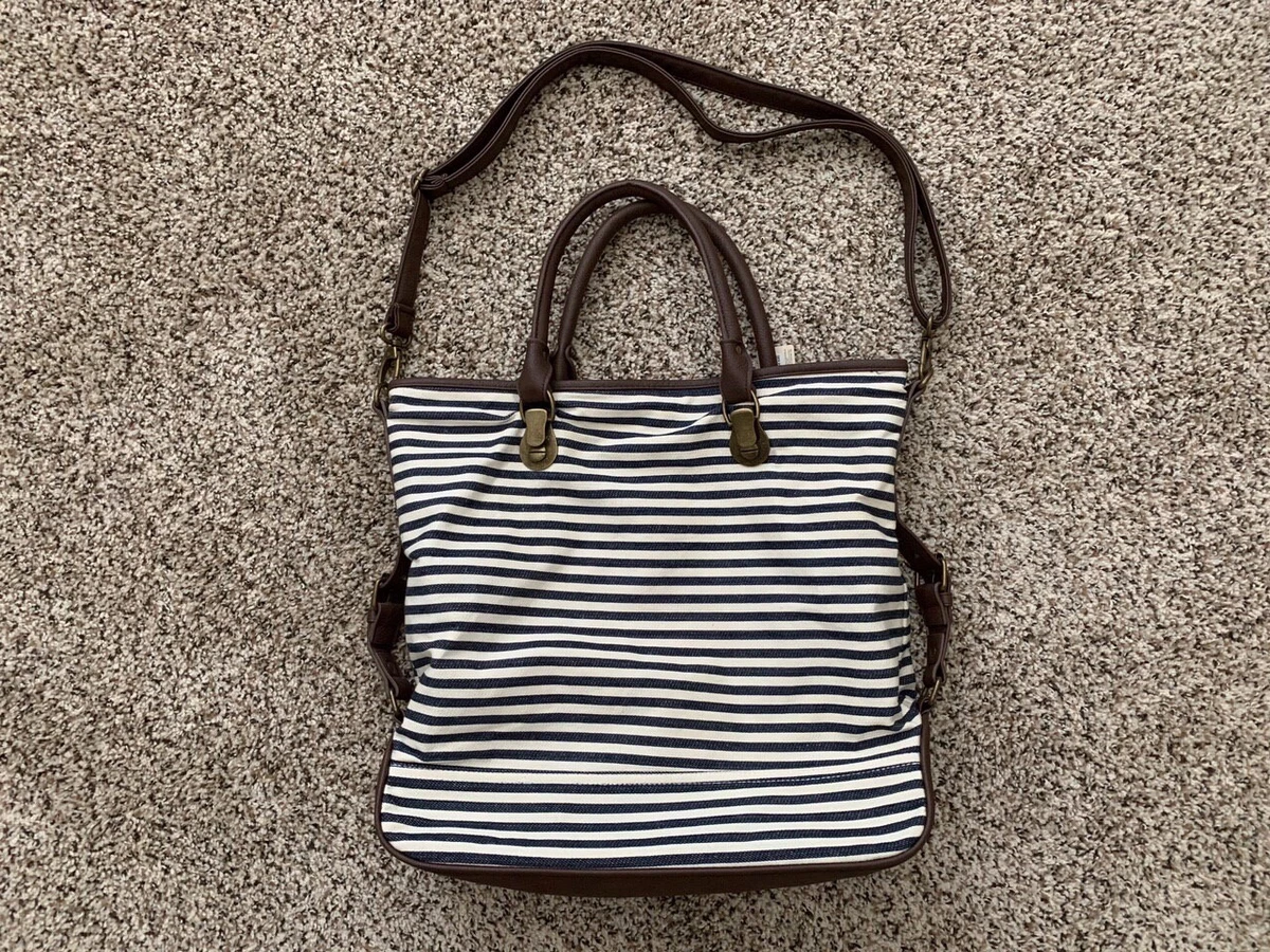 Forever 21 sales messenger bag
