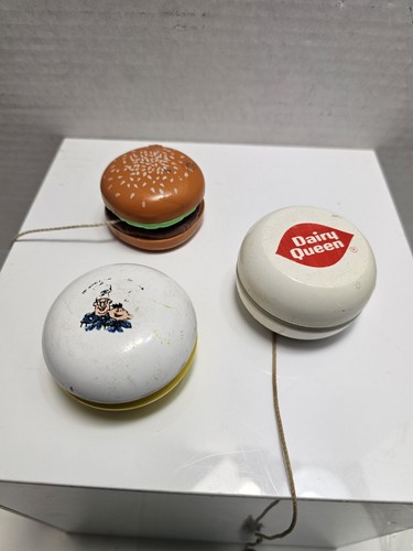 3 Vtg. Yo Yos Rice Krispy, Dairy Queen, And A Burger Yo Yo. Very Collectible.  