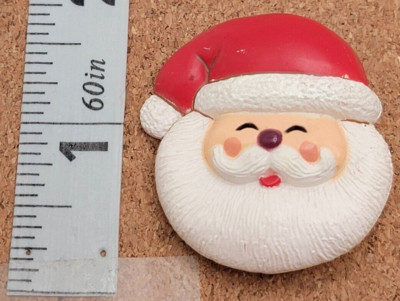 Rosie Cheek Round Santa Clause Head Christmas Lapel Pin