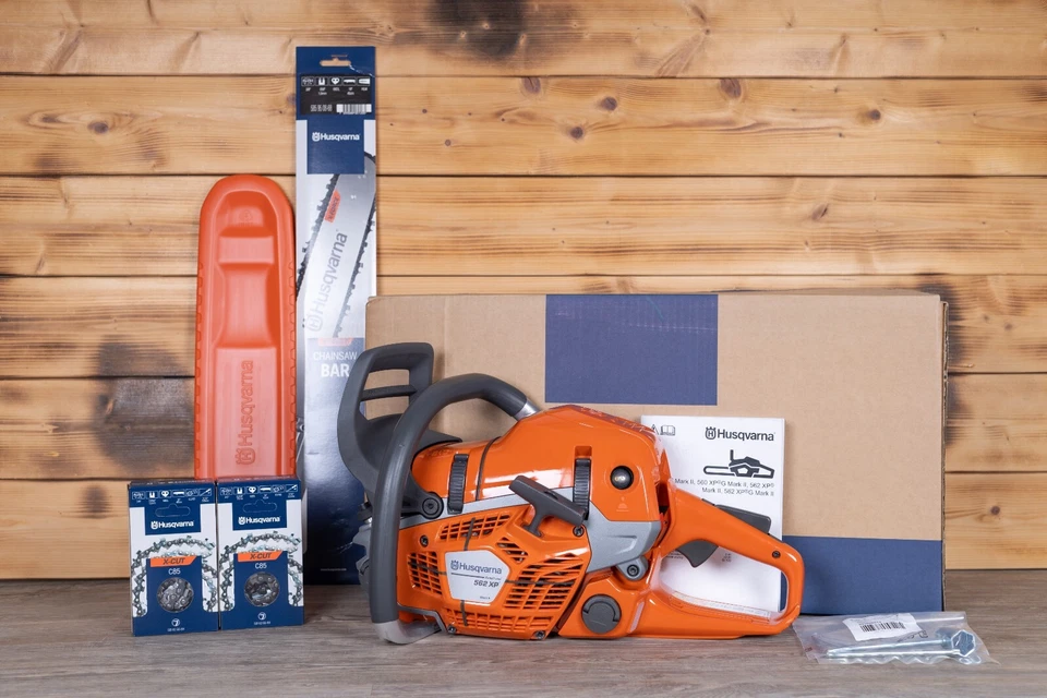 Motosierra Husqvarna 562 XP Mark II (18"/45 cm) incl. 2 cadenas