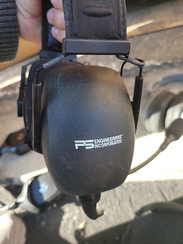 LOT OF #13 headphone Turtle Beach and More Wireless Black Gaming for parts - Picture 20 of 24