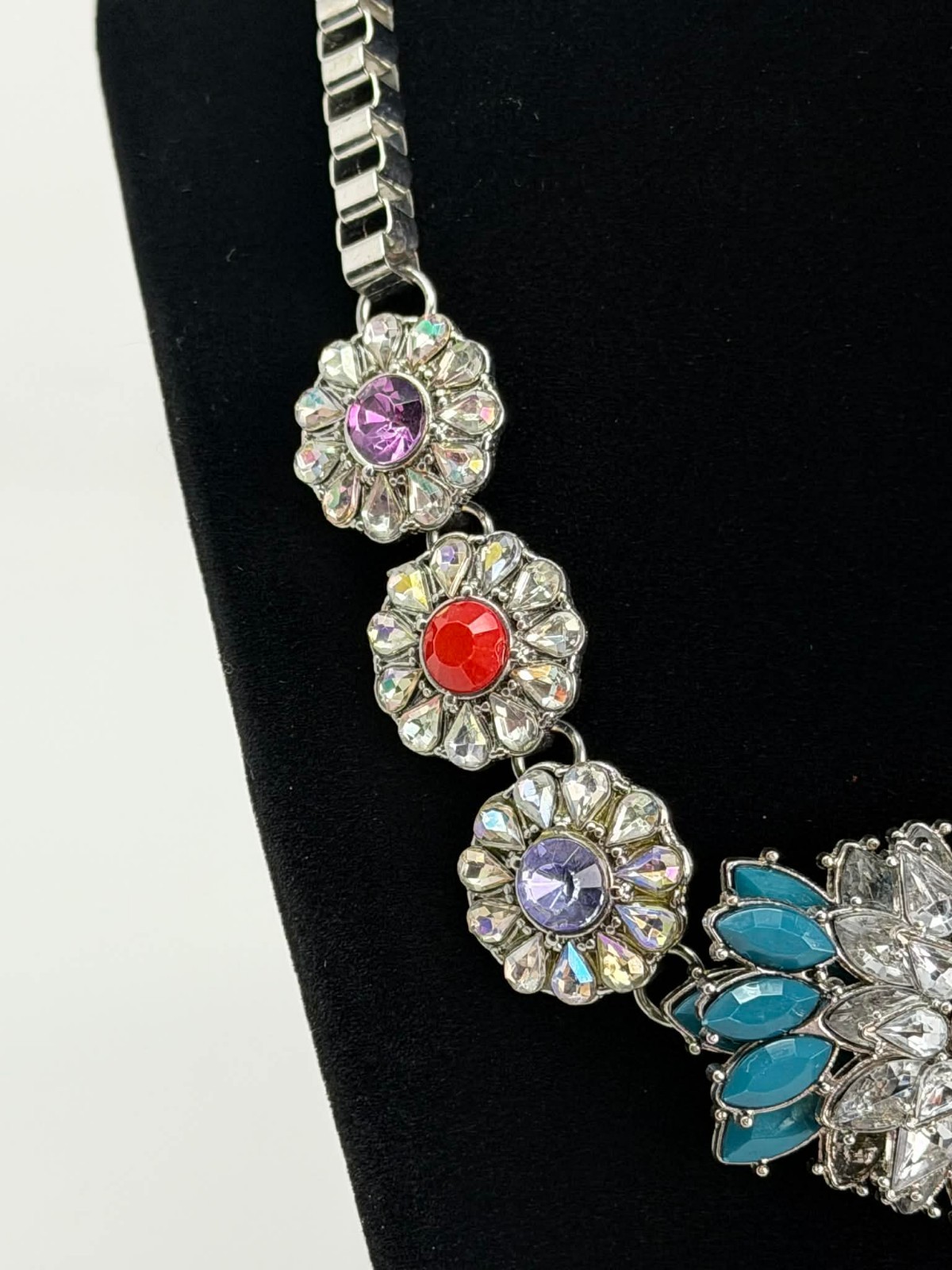 Bold Multi-Color Rhinestone Statement Necklace Fl… - image 4