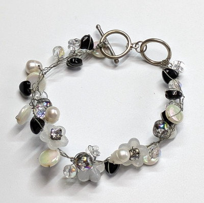 Freshwater Pearl MOP Glass Flower Beaded Silver Tone Wire Toggle Clasp Bracelet