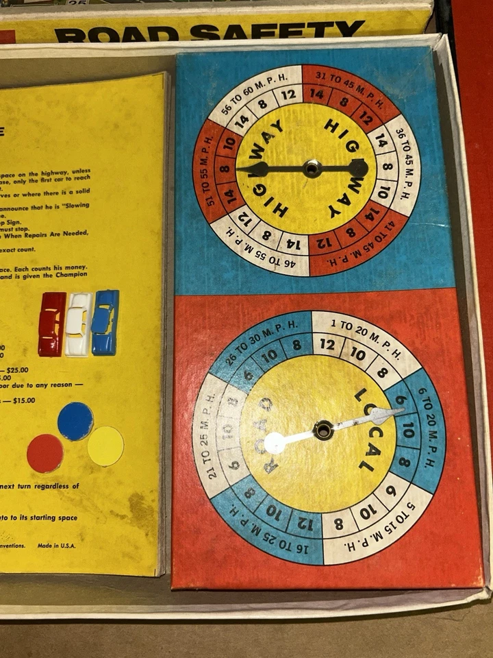 VINTAGE 1968 MILTON BRADLEY LET'S DRIVE ROAD SAFETY FUN BOARDGAME PARTS & PIECES - Image 4 of 4
