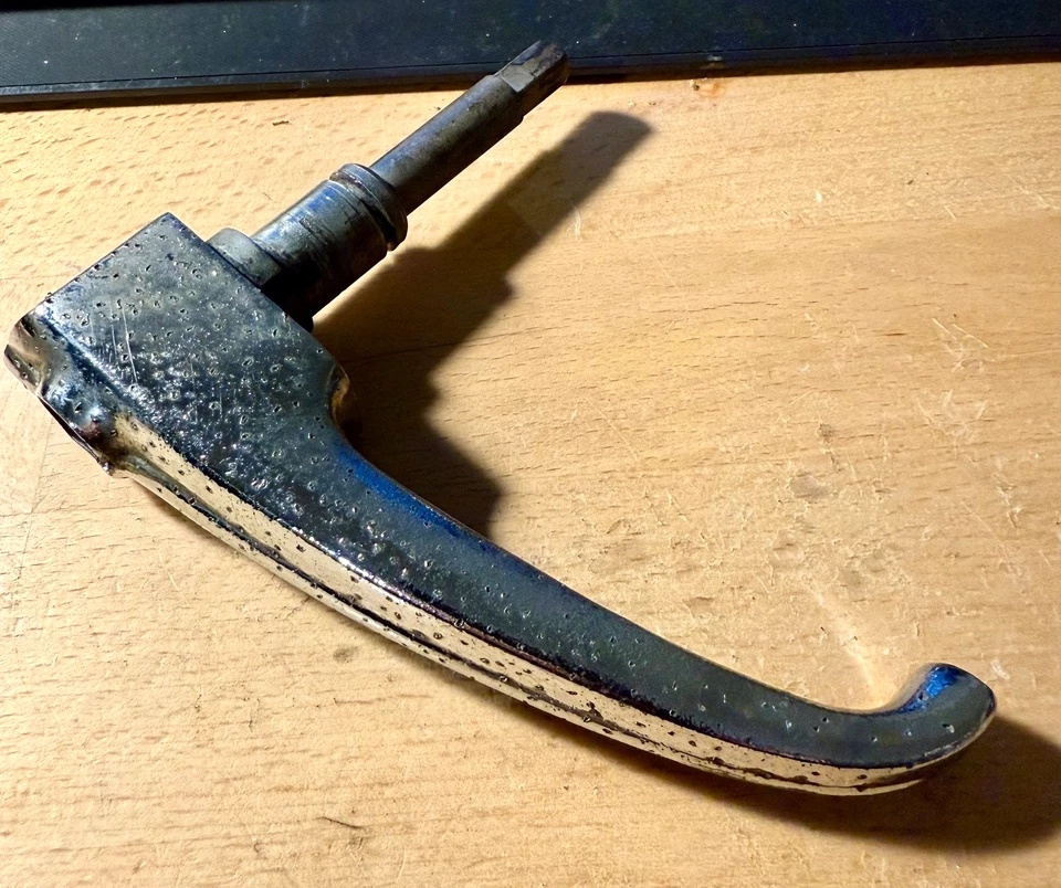 1940 1941 1942 Packard Modelos 110 120 160 180 Manija de maletero de bloqueo Circa 40S 40 Foto 4 de 4