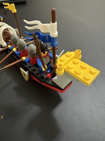 1987 LEGO Castle Lion Knights 6049 Viking Voyager 100% Complete w/Inst One Owner