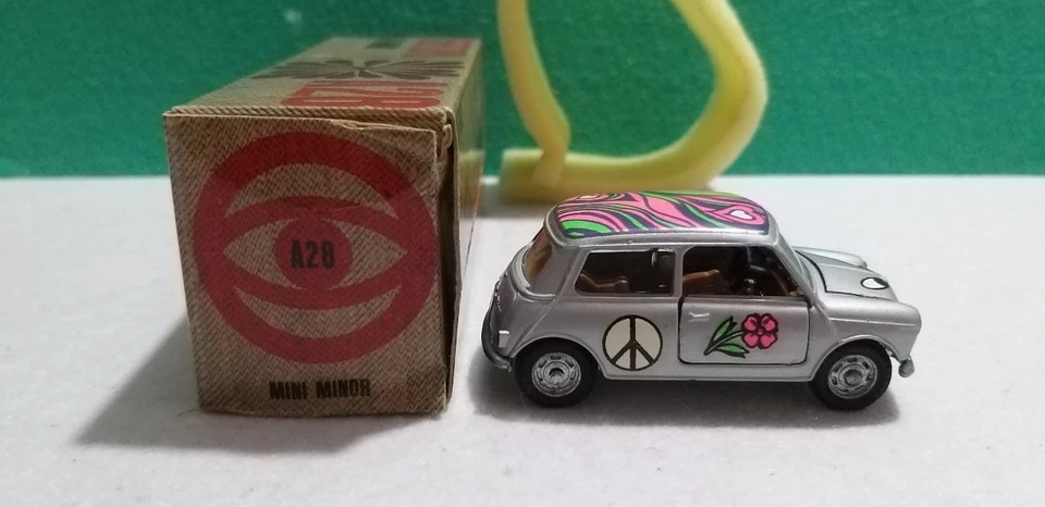 Mebetoys (no Mercury, Corgi, Dinky) Mini Hippy - Immagine 2 di 4
