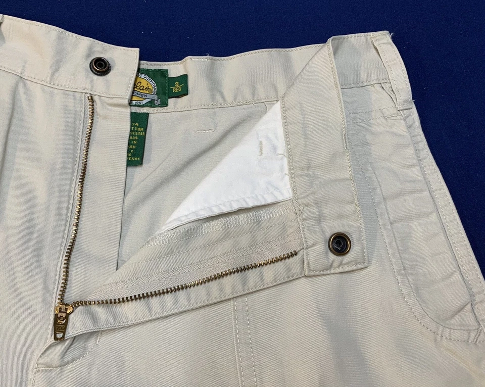 Bermuda de acampamento CABELAS feminina cáqui caminhada tamanho 8 costura interna 5,5” bolso com zíper em excelente estado usado - Imagem 2 de 4