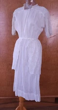 Antique EDWARDIAN Ladies' Cotton & Lace Embroidered Lawn Dress