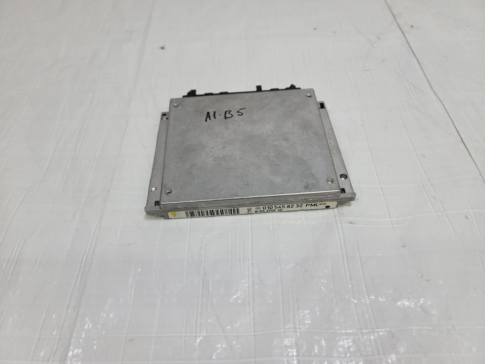 1992-1993 Mercedes-Benz 600SEL PML Control Unit OEM 010-545-82-32 - Image 3 of 4