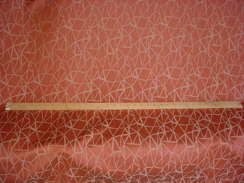 Tela de tapicería Highland Court HI61373 Proximity Orangewood Turtle Shell 1-3/8 Foto 2 de 4