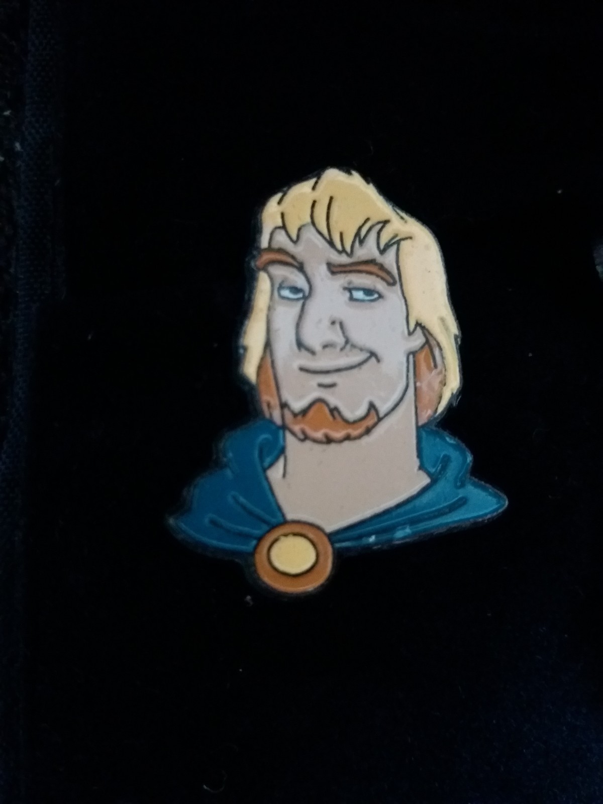 PINS DISNEY PIN PHOEBUS THE HUNCHBACK OF NOTRE DAME RARE OLD VINTAGE SEDESMA