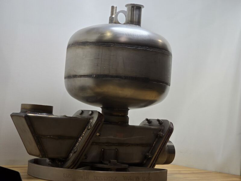 Pitbull Industrial Pumps Model T3C Pneumatic Displacement Pump, 3" NPT