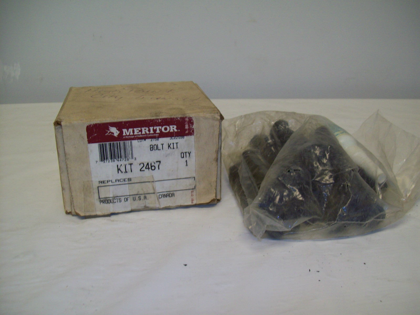 MERITOR BOLT KIT 2467 SL100 ROCKWELL REAR DIFF. CARRIER 3200N1314