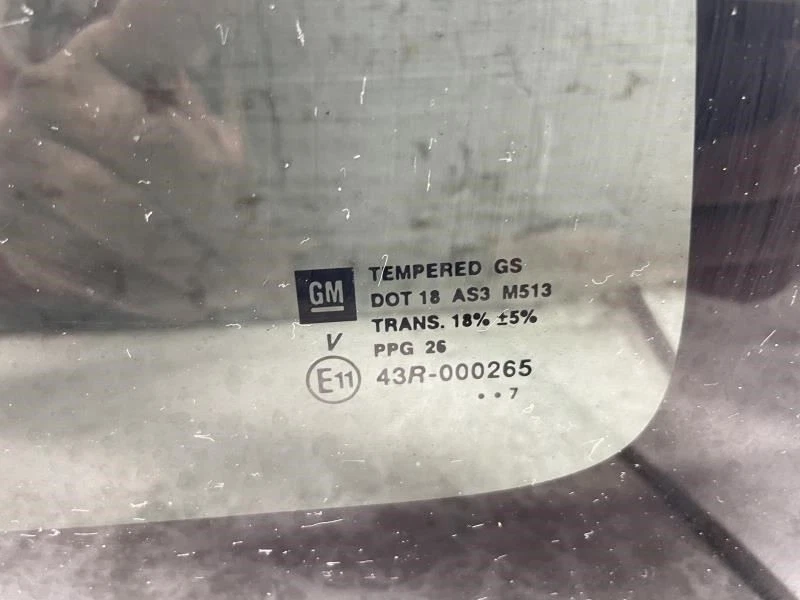 Hummer H3 2008 cuarto de cristal trasero izquierdo lado del conductor OEM+ Foto 3 de 4