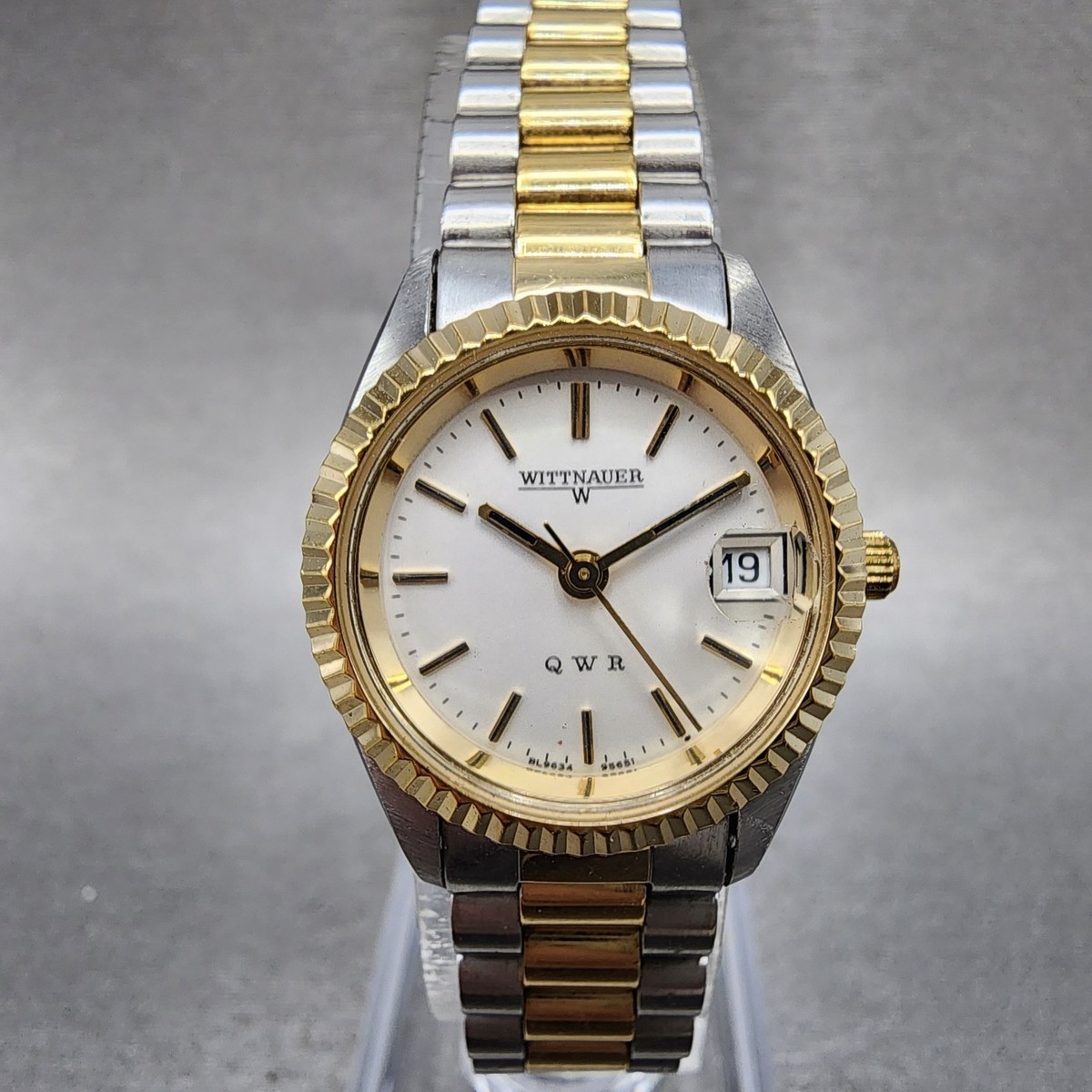 WITTNAUER WOMEN\'S GOLF WATCH. SILVER/GOLD LEATHER, SWISS MADE W/DATE 5GBL01 Lot 188 | 14K GOLD DIAMONDS WITTNAUER LADIES WRIST WATCH main image 3