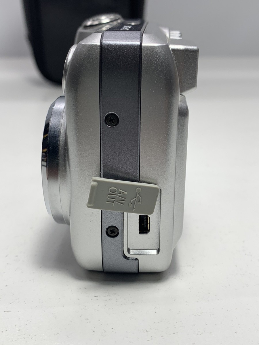 Nikon Coolpix E4100 4.0 MP CCD Digital Camera Silver Digicam