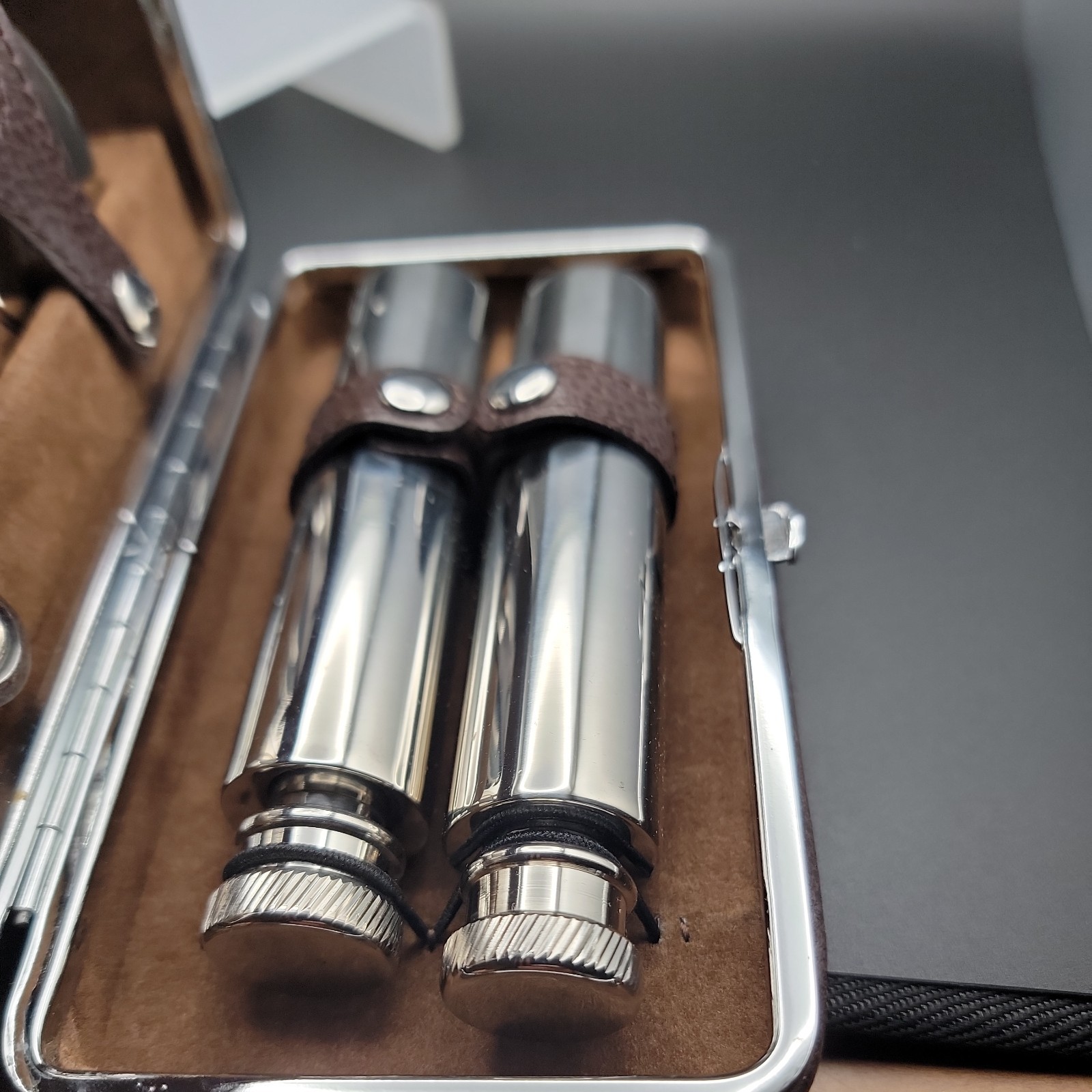 Vintage Mini Portable Travel Bartender Kit Cocktail Bar Set W/ 2-Sided Snap Case