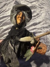 Witches of Pendle Old Kasma Agatha Doll Flying on Broomstick 24 cms Witch