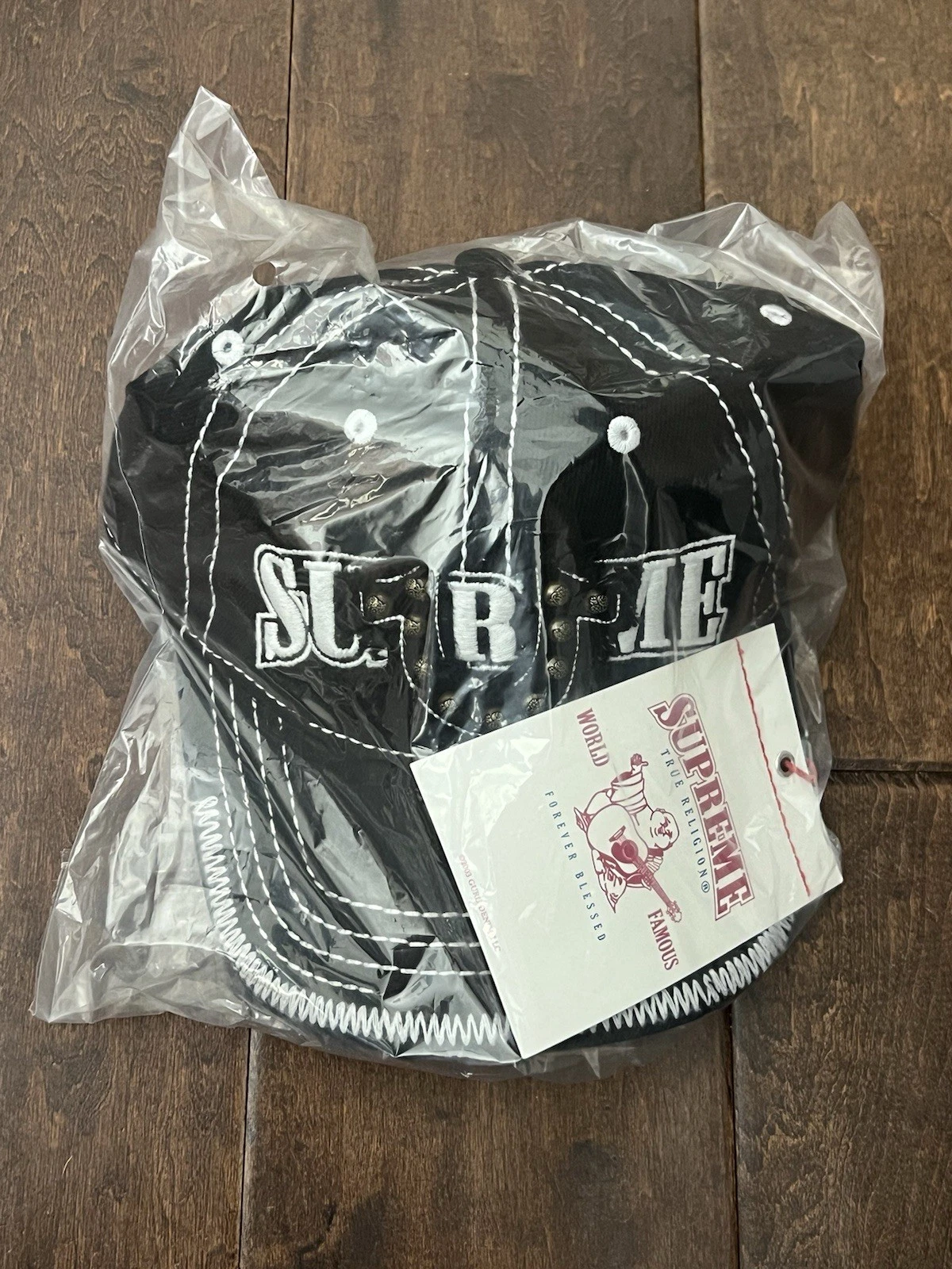 Supreme FW25 True Religion Mesh Back 6 Panel Hat Black One Size New IN HAND
Opens in a new window or