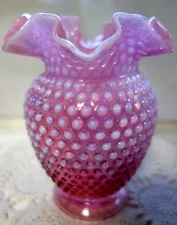 FENTON~MINT +PERFc1940's"CRANBERRY PINK"OPALESCENT GLASS"HOBNAIL"VASE"6"VINTAGE